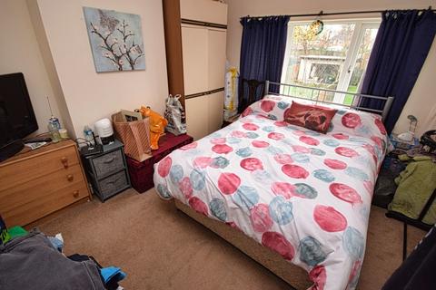 undefined, Baldwins Lane, Hall Green B28