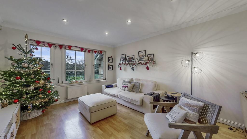 18-web-or-mls-7 Priorwood Court Flat 3.1 33