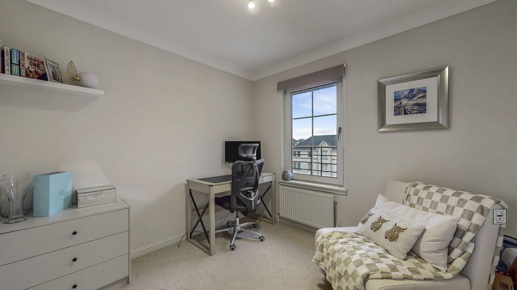 44-web-or-mls-7 Priorwood Court Flat 3.1 30