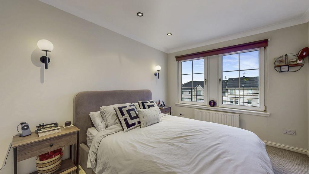 34-web-or-mls-7 Priorwood Court Flat 3.1 29