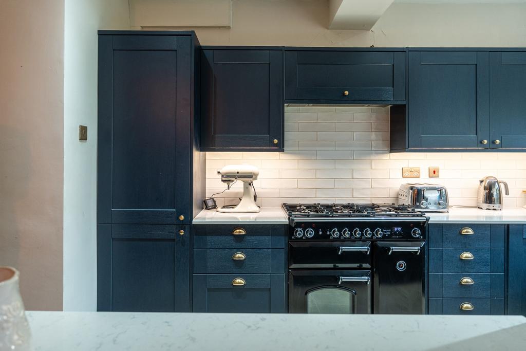 Glasllwch Crescent-22