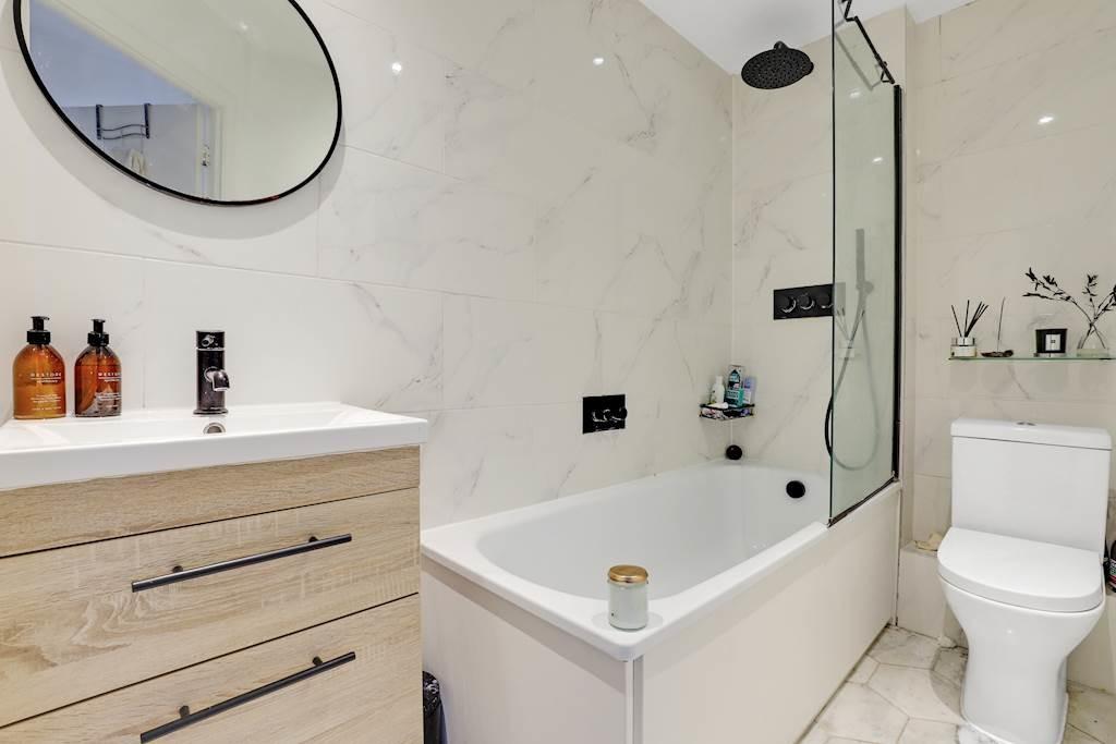 10-c1c1 JHGWL - 69 Bridge Meadows - 19-small