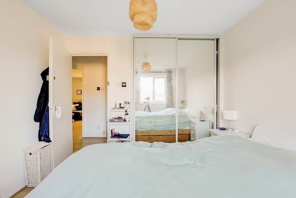 08-edd4 JHGWL - 69 Bridge Meadows - 13-small