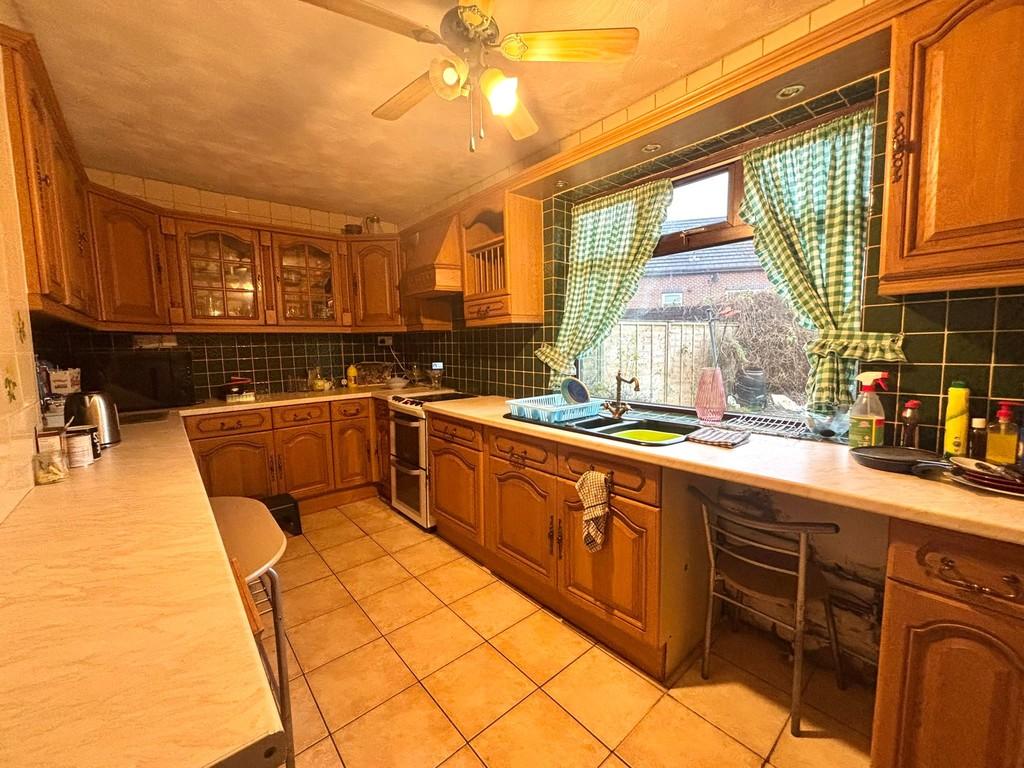 Kitchen 2