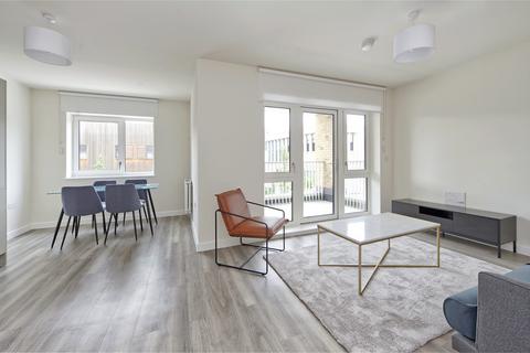 2 bedroom flat to rent, at Manchester, Honeysuckle House  12, Springfield Drive SW17