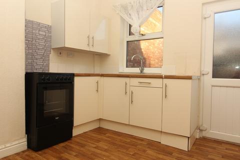 2 bedroom terraced house to rent, Chandos Street, Darlington