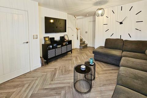 3 bedroom semi-detached house for sale, Workers Way, Greater Manchester OL10