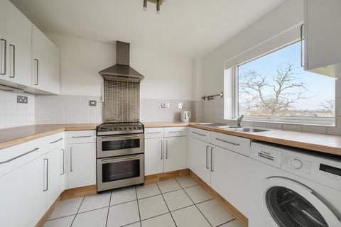2 bedroom apartment to rent, Denbigh Road, Thame