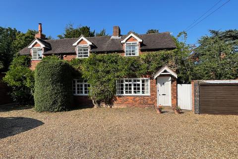 undefined, Hay Lane, Longdon Green