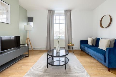 2 bedroom flat to rent, Swanfield Street