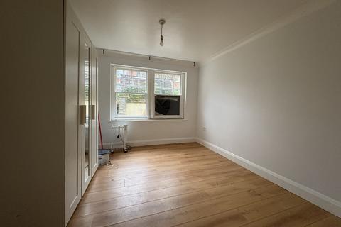 undefined, Fairfield Road, London N8