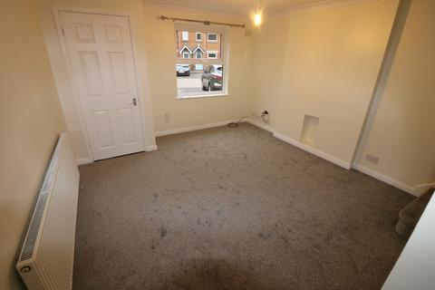2 bedroom semi-detached house to rent, 9 Hellyers Court