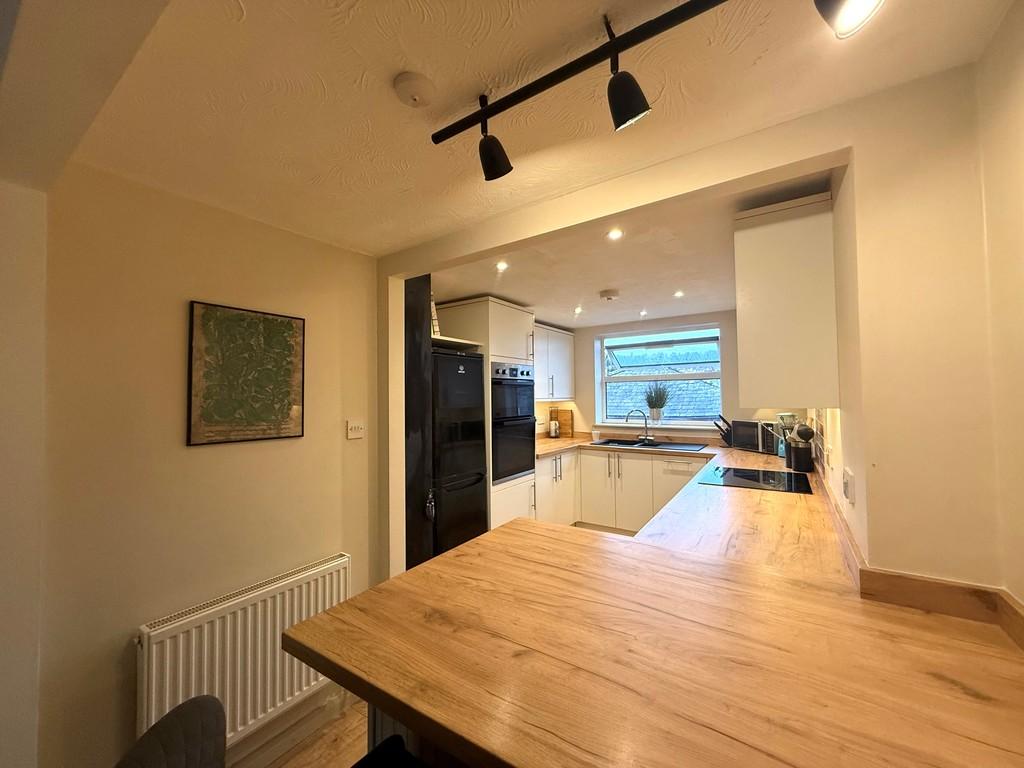 Kitchen 5
