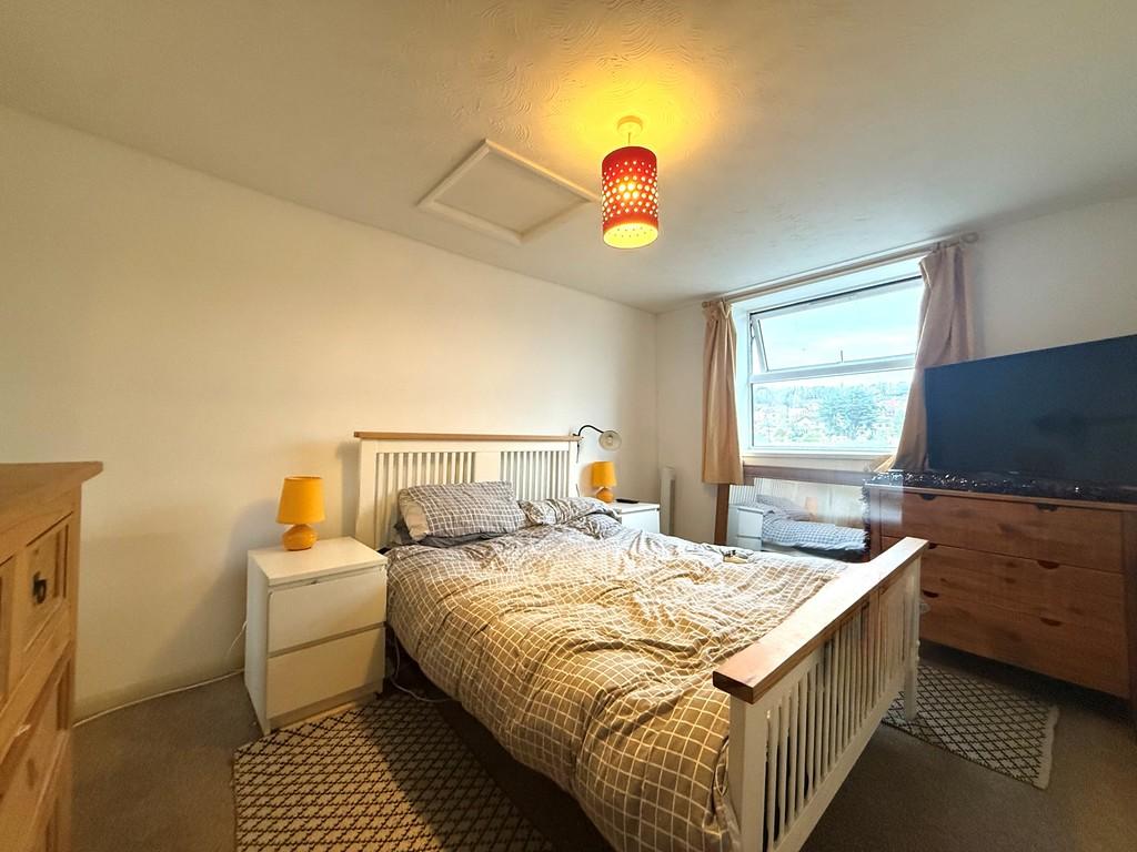 Bed 1