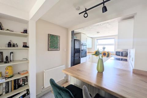 undefined, Coopers Court , 142 High Street