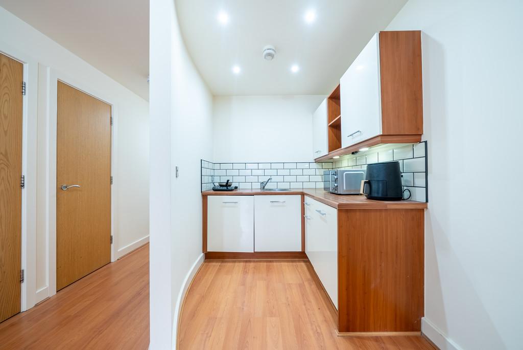 Avery Property00006