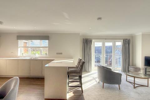 2 bedroom apartment for sale, Farnham Road, Liss GU33