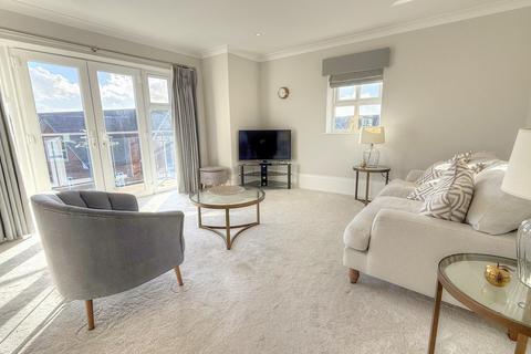 2 bedroom apartment for sale, Farnham Road, Liss GU33
