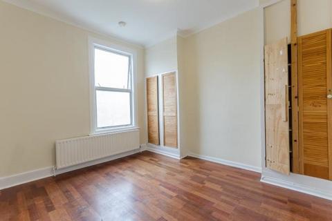 undefined, Pembroke Road, London, E17