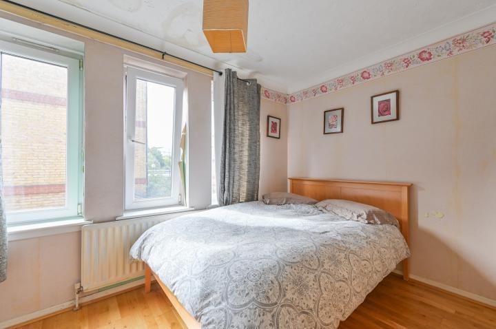 Chpk1555825 large-6-05 jpg