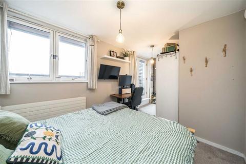 undefined, Overton Road, London SW9