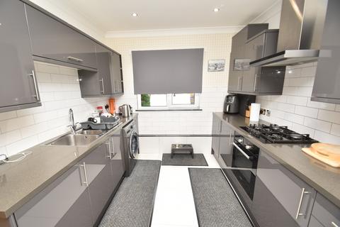3 bedroom flat for sale, Househillmuir Road, Priesthill, Glasgow, G53 6LG