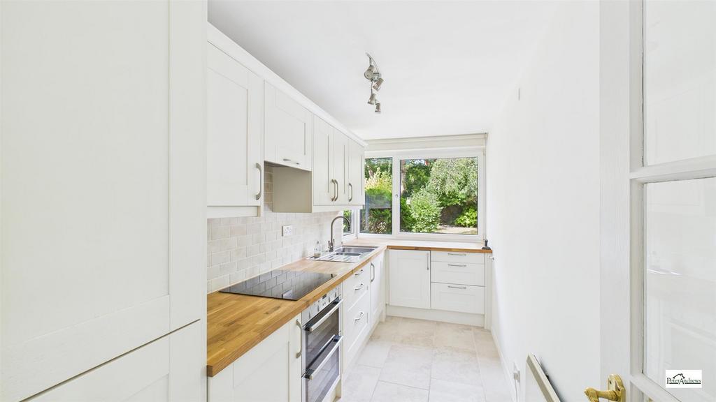 CAM02085 G0-PR0175-STILL001.jpg