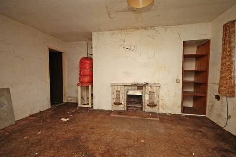 undefined, Warwick, Waunfawr, Caernarfon, Gwynedd, LL55