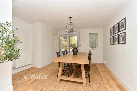 undefined, Sweechgate, Canterbury CT2
