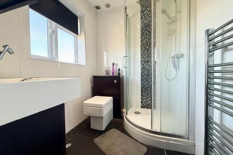 undefined, Foxbury Close, Old Bedford Road Area, Luton, Bedfordshire, LU2 7BQ