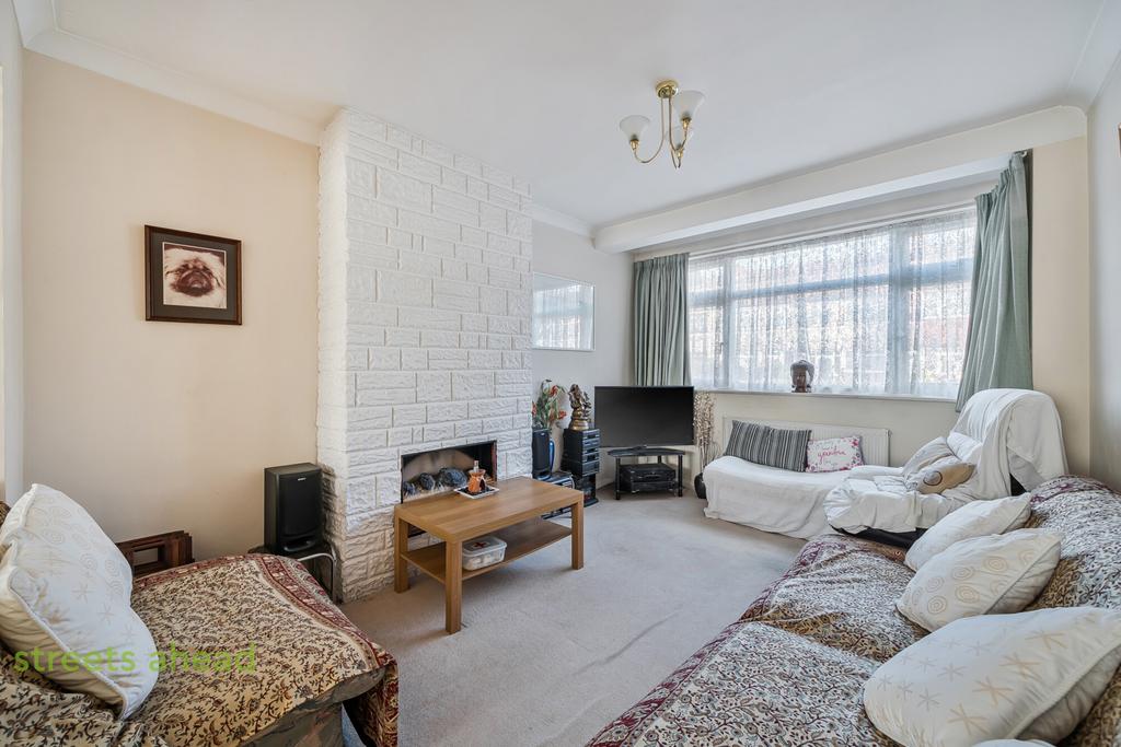 91eee93f-0f07-43b...