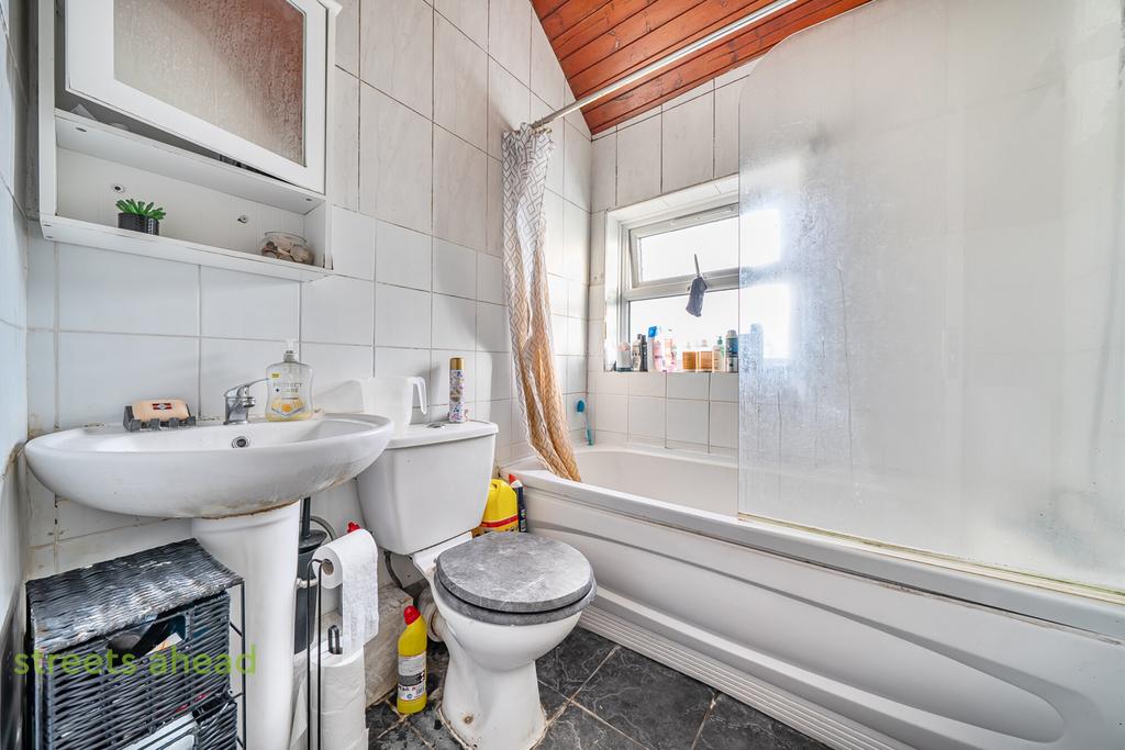 539c94c6-4f25-456...