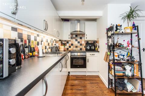 1 bedroom flat to rent, Wolverstone Drive, Brighton