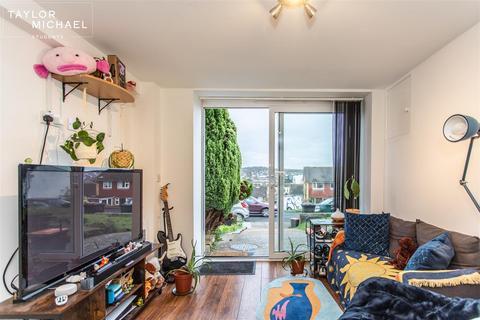 1 bedroom flat to rent, Wolverstone Drive, Brighton