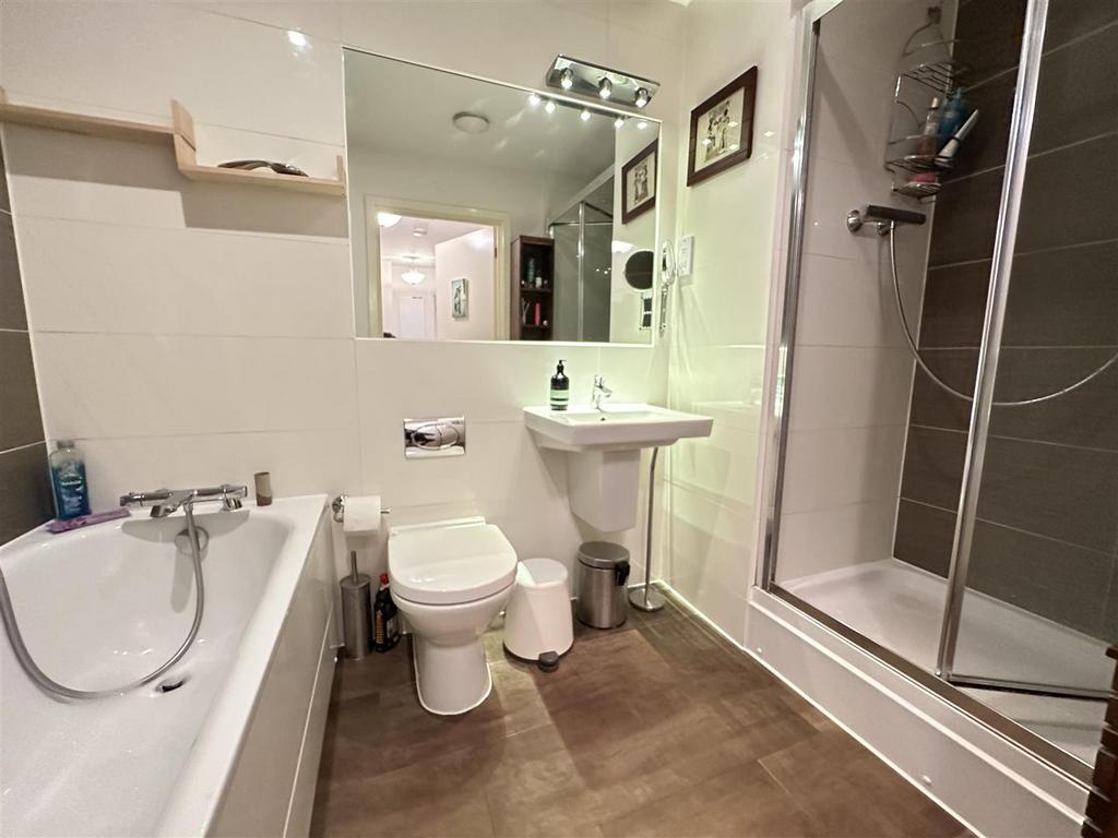 Photo 2025-12-12 14.47.57.jpg