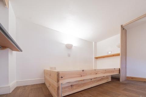 undefined, Colebrook Way, London N11