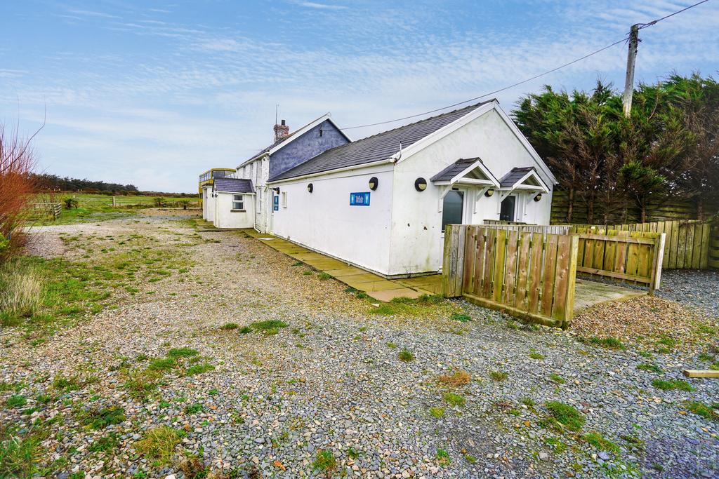 Toilet & Shower Block