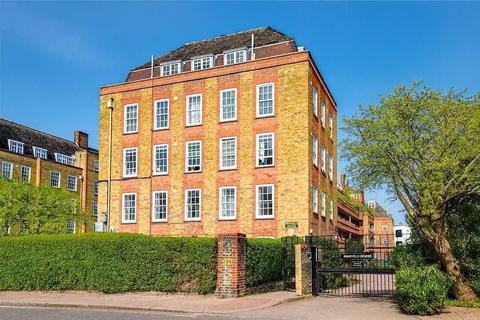undefined, Winfield House, Vicarage Crescent, London