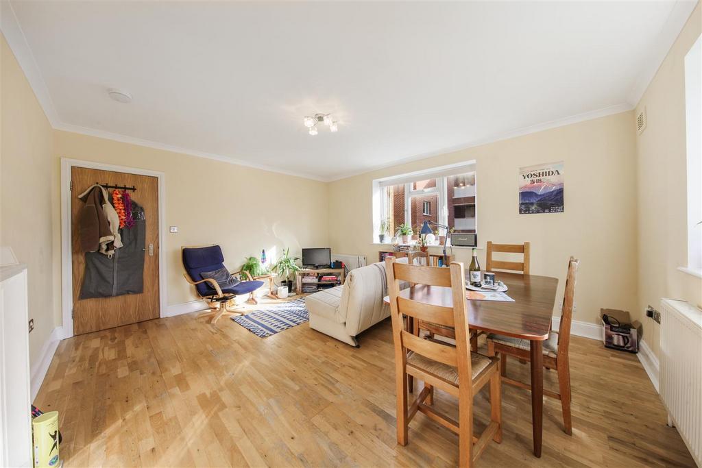 Flat 8, Wiltern Court - 1e BMR3 Azwfywfg0 FIs Ua.jpg