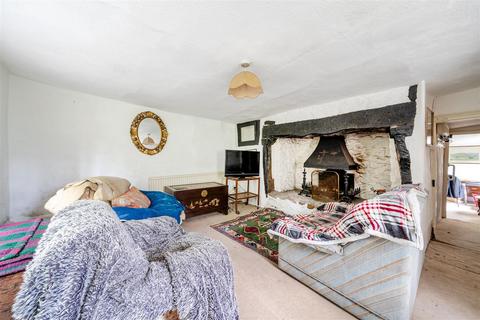 undefined, Hemyock, Cullompton