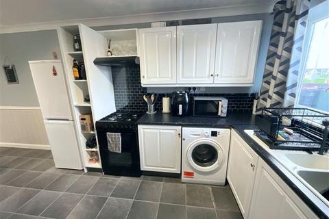 3 bedroom townhouse for sale, Florence Avenue, Swallownest, Sheffield, Rotherham, S26 4RL