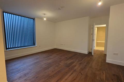 undefined, Flat ,  Green Lane, London
