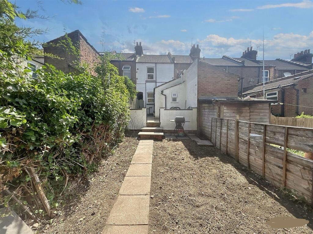 Whats App Image 2025-12-12 at 11.50.49 PM.jpeg