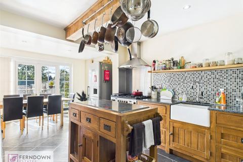 6 bedroom semi-detached house for sale, Elmdon Lane, Marston Green, Birmingham, B37