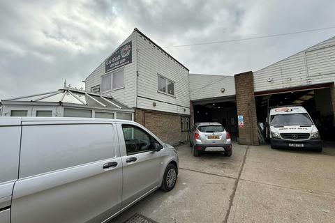 Warehouse for sale, Quay Ln Gosport PO12 4LJ
