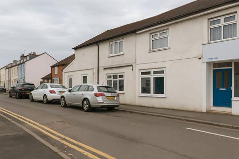 Retail property (high street) to rent, 56 Arthur St Gravesend DA11 0PR