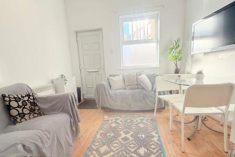 4 bedroom house to rent, Nottingham NG7