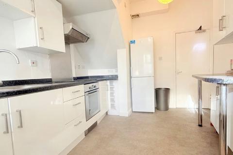 4 bedroom house to rent, Nottingham NG7