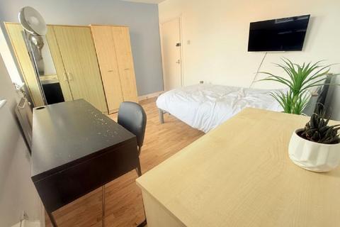 4 bedroom house to rent, Nottingham NG7