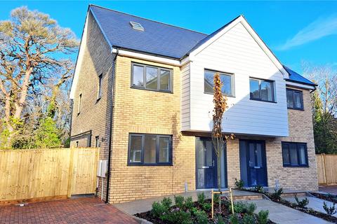undefined, Gillsmans Hill, East Sussex TN38